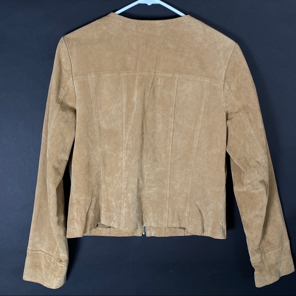 Bernardo collection tan leather suede zipper women’s jacket. Suede coat - Picture 6 of 11